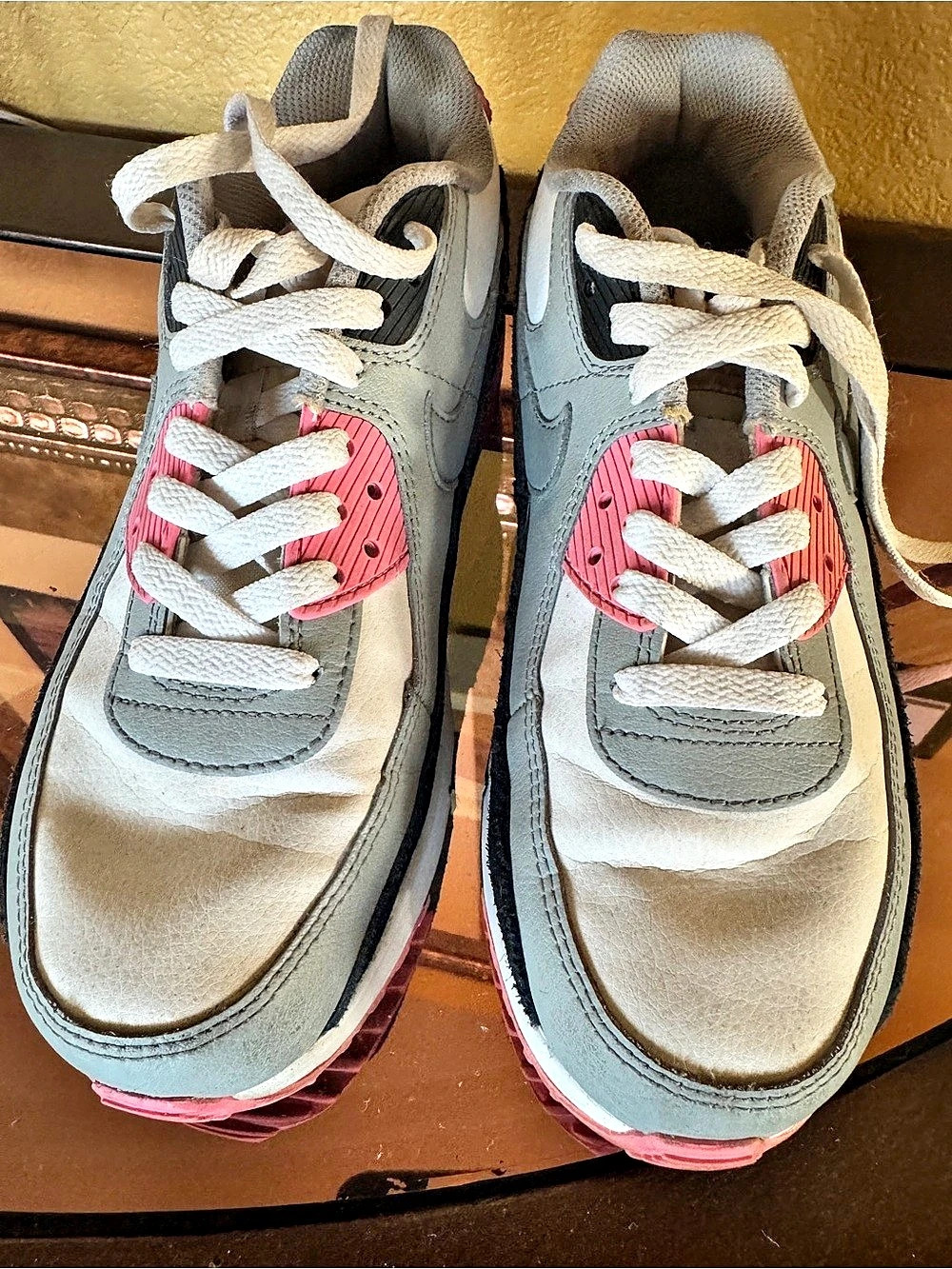 Youth Nike Air Max 90 Women's Sneakers Gray & Pink US 7.5